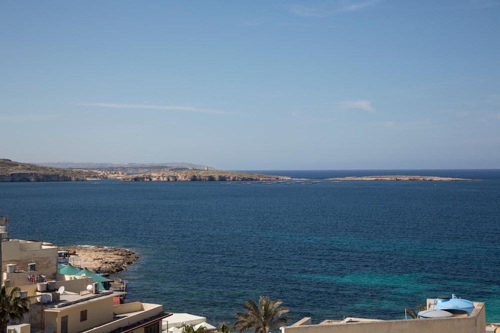 

Napoli - Mellieha - Relax Inn Hotel
