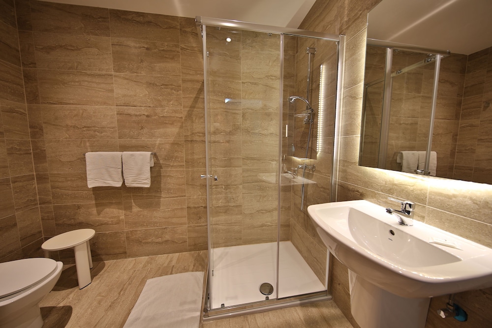 

Trieste - Malta - Relax Inn Hotel