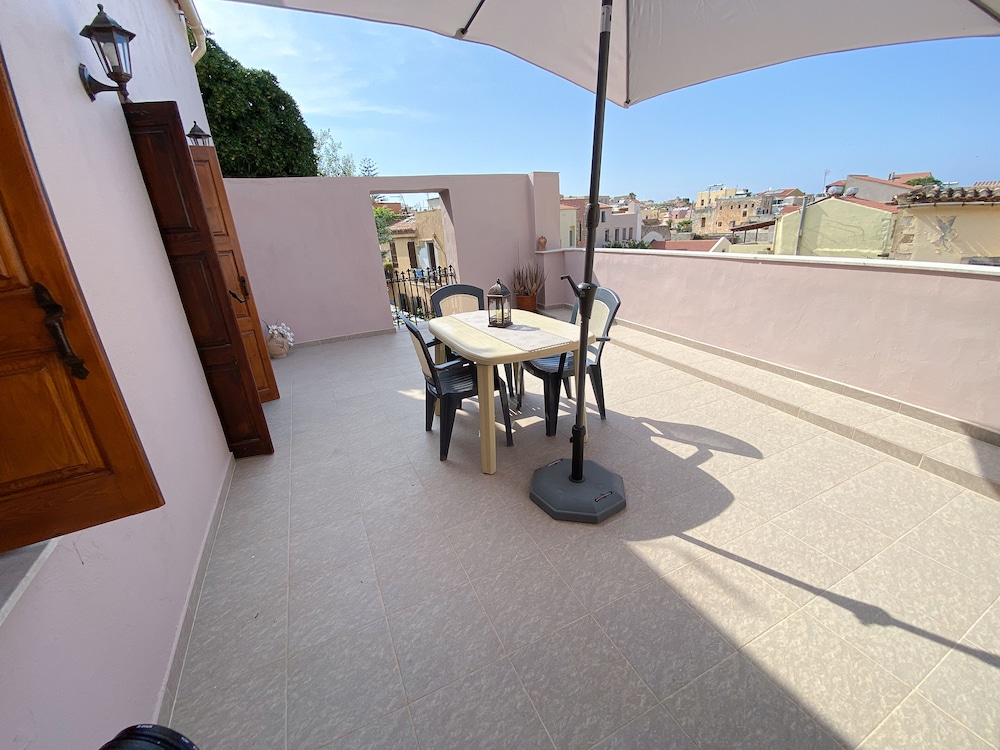 

Milano - Soúda - Casa Dasyra