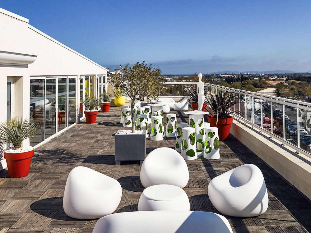 

Napoli - Hyeres - Ibis Styles Hyères Rooftop & Spa