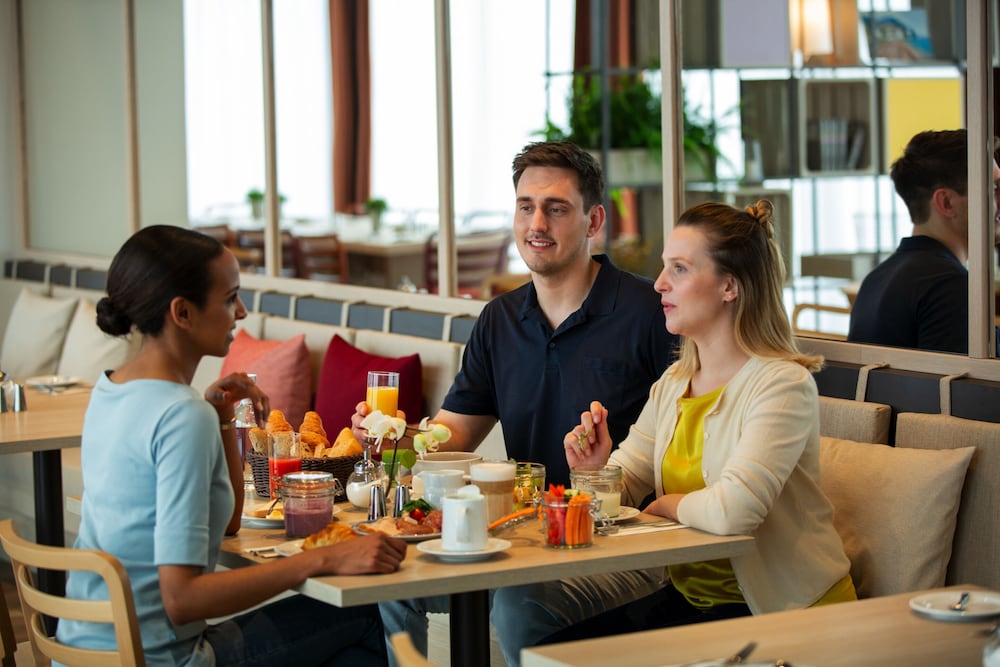 

Catania - Kloten - IntercityHotel Zürich Airport