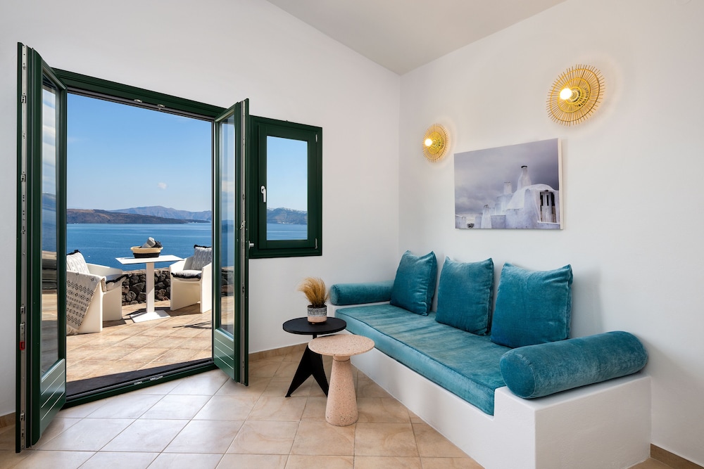 

Brindisi - Kamari - Epic View Suites