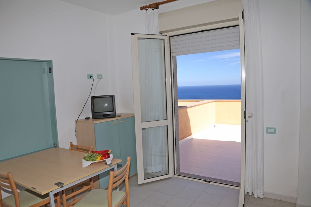 

Bologna - Castelsardo - Hotel Residence La Baia