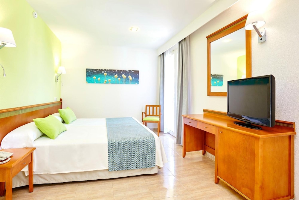 

Roma - Arta - Universal Hotel Laguna