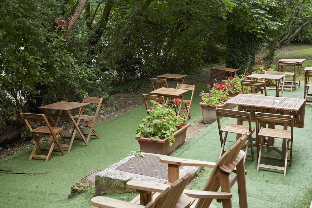 

Roma - Pamplona - Hotel Iriguibel Huarte Pamplona