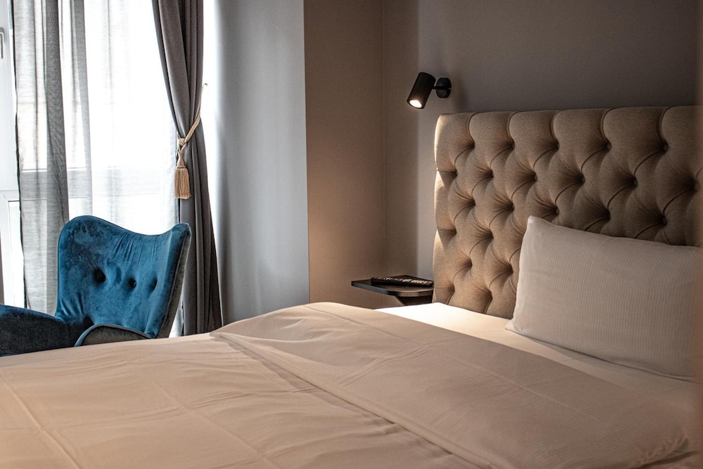 

Milano - Colonia - Nikii City Hotel
