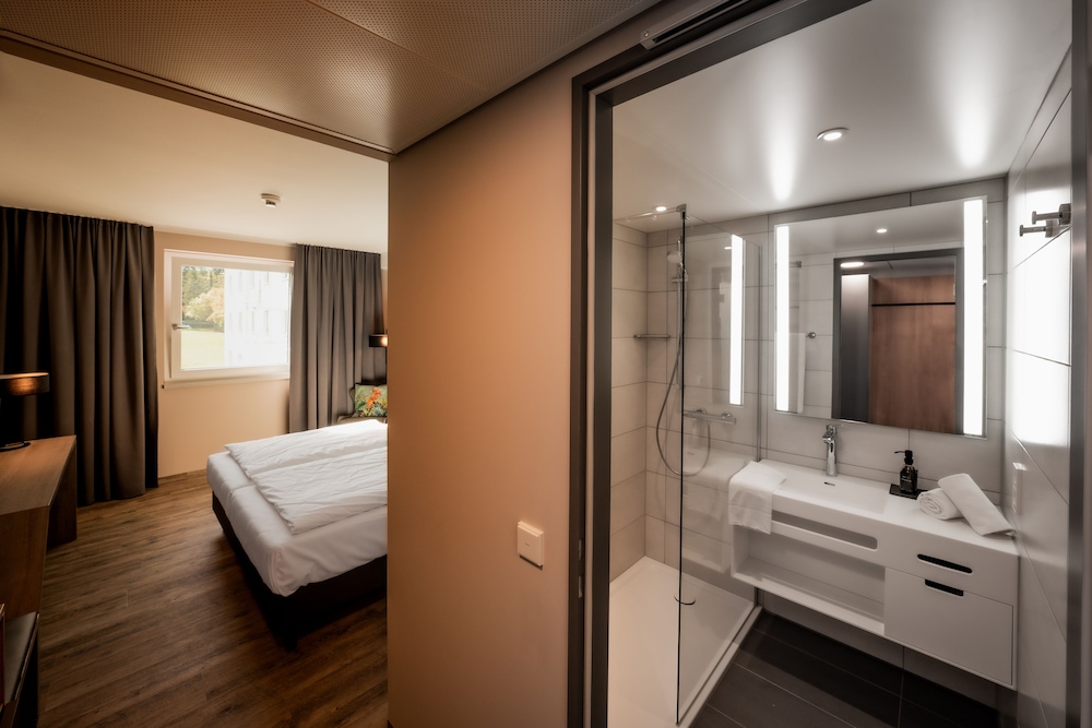 

Milano - Stoccarda - LOGINN Hotel Stuttgart Zuffenhausen