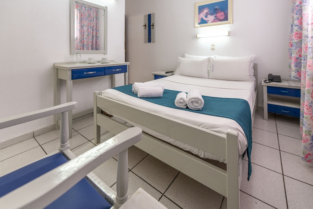 

Cagliari - Atene - ROY Hotel