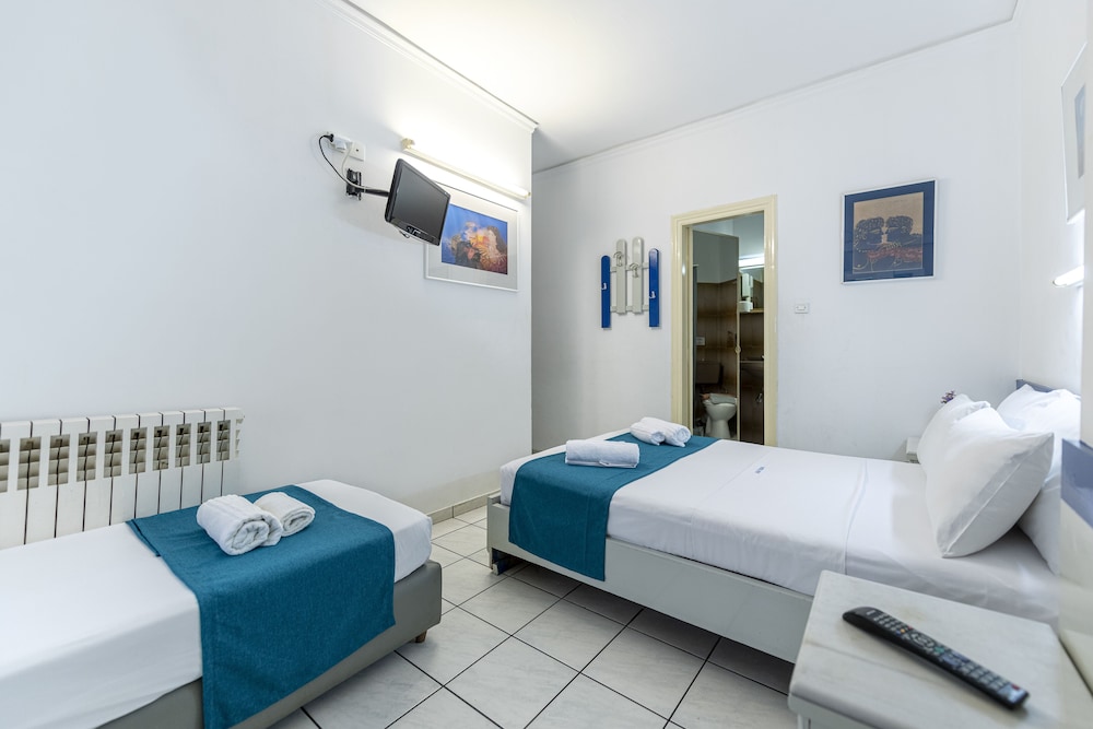 

Napoli - Atene - ROY Hotel
