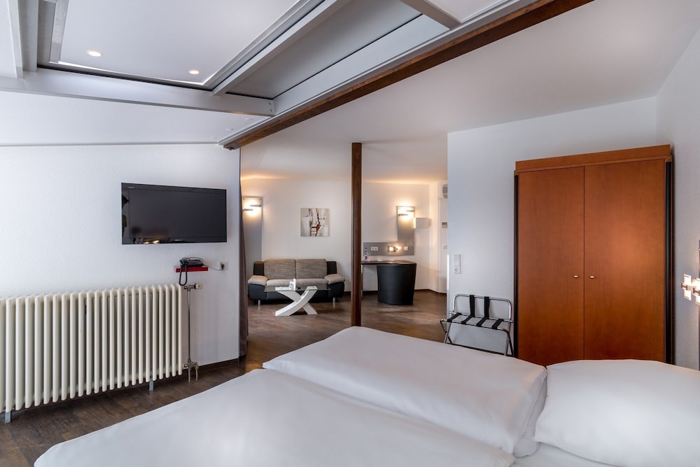

Bologna - Langen (Hessen) - Turmhotel Rhein-Main