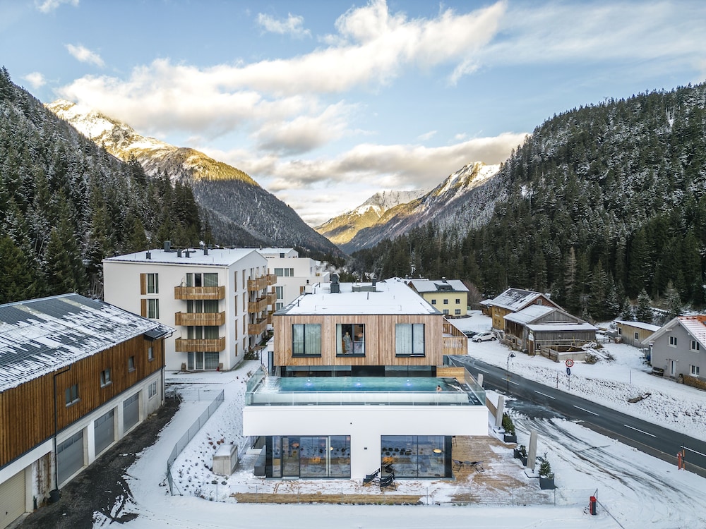 

Roma - Ischgl - All-Suite Resort Paznaun