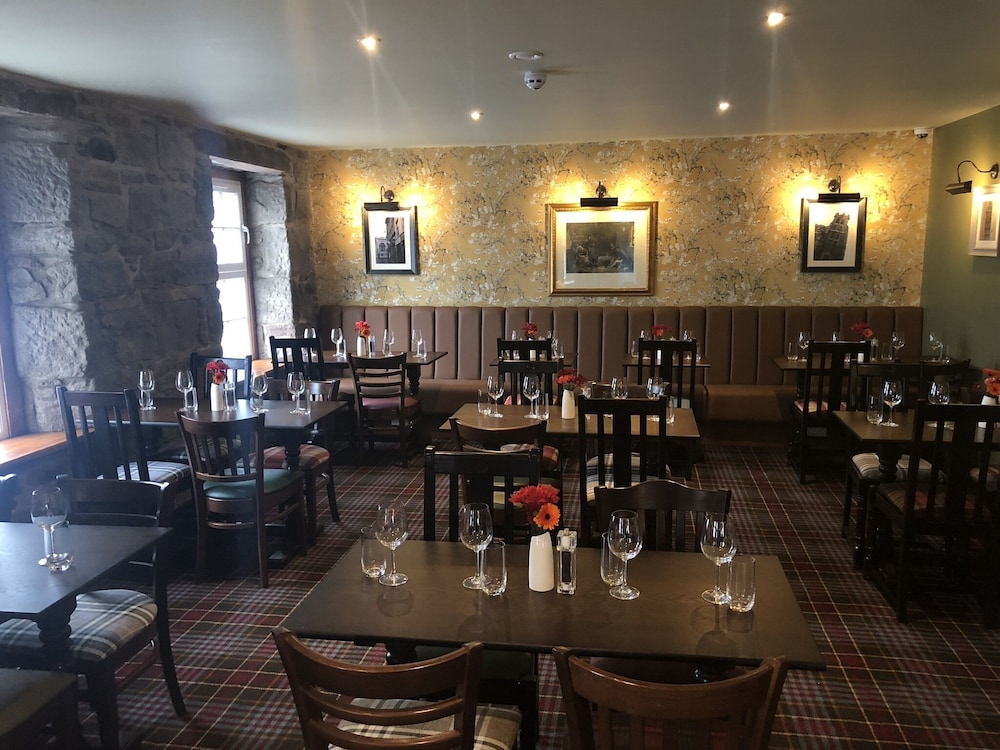 

Roma - Perth - Scone Arms Hotel