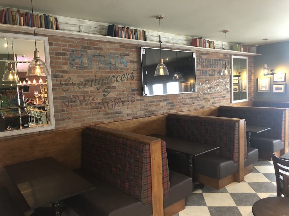 

Bologna - Perth - Scone Arms Hotel