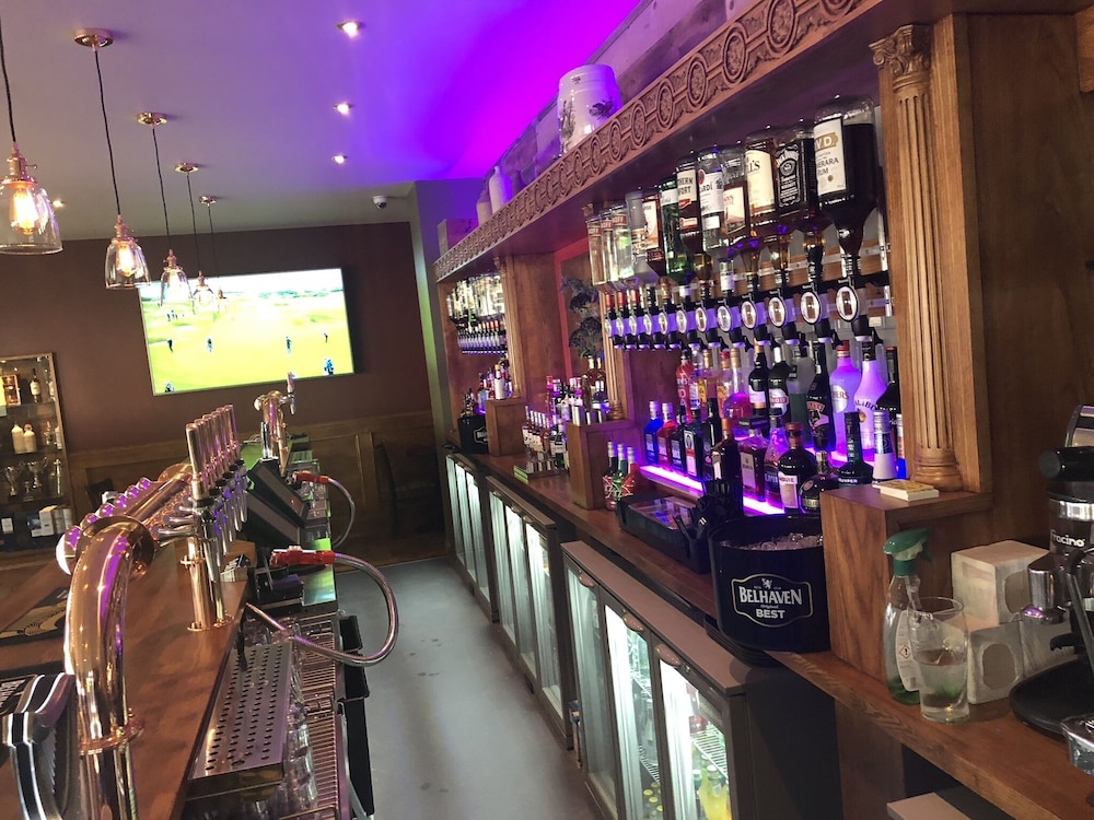 

Bari - Perth - Scone Arms Hotel