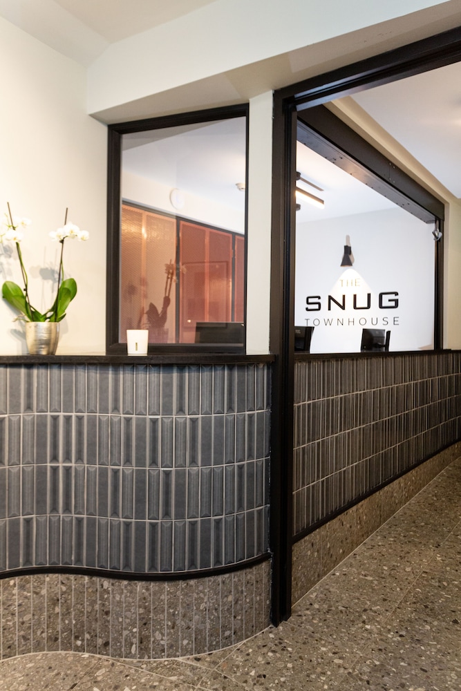 

Bologna - Galway - The Snug Townhouse