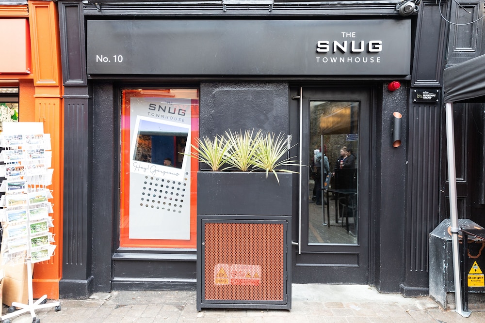 

Milano - Galway - The Snug Townhouse