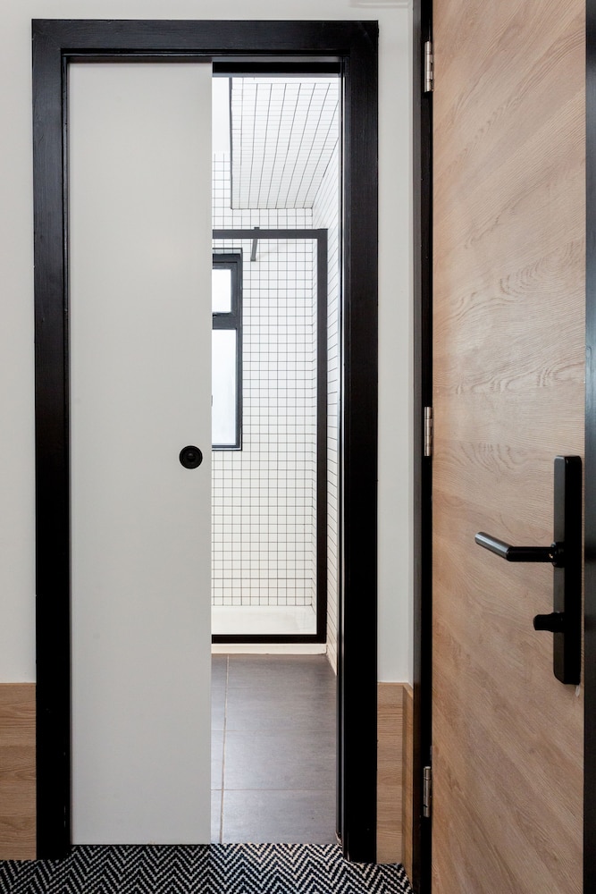 

Bologna - Galway - The Snug Townhouse