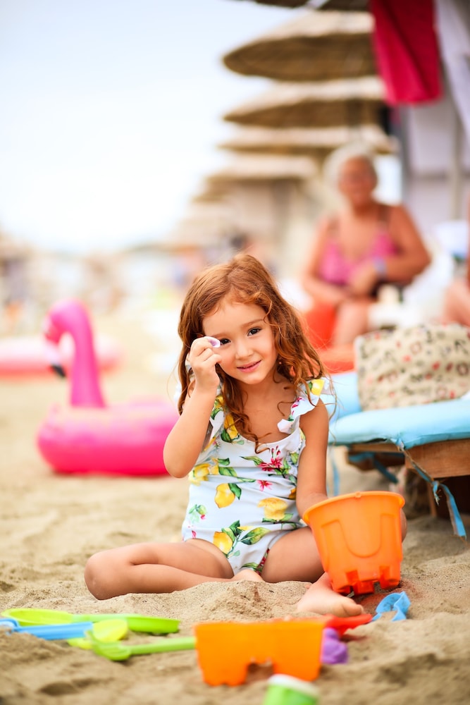 

Bari - Golem - Marbella Beach Hotel
