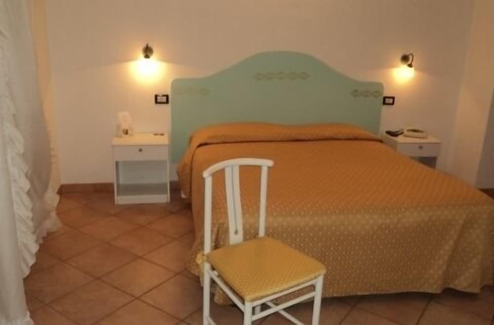 

Cagliari - Saturnia - Hotel Rossi