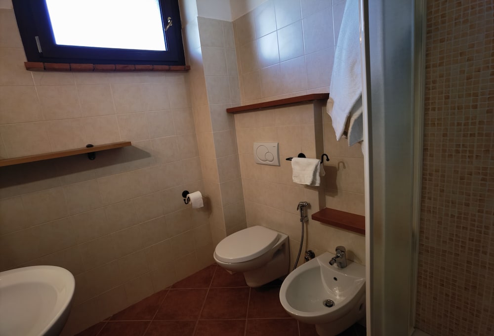 

Verona - Bosa Marina - La Corte degli Ulivi - Albergo Rurale