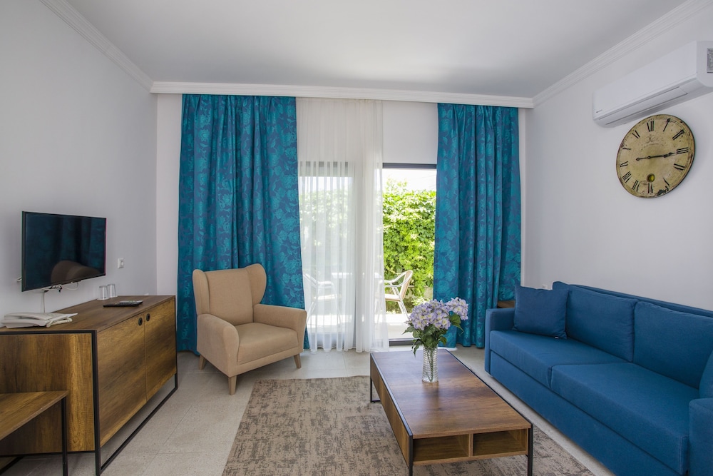 

Roma - Ortakent - Bitez Garden Life