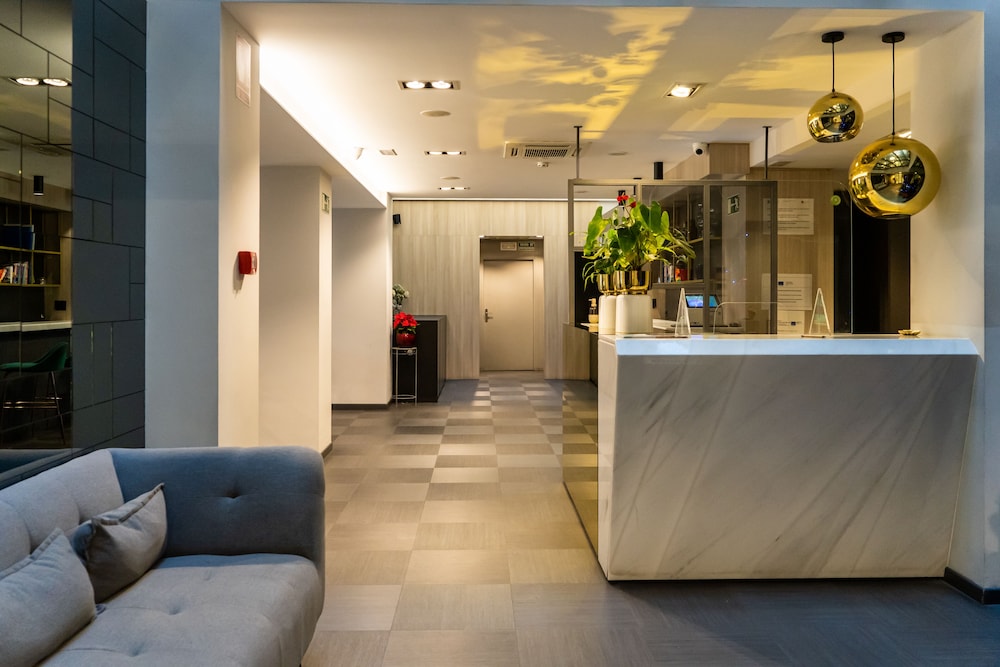 

Roma - Santiago de Compostela - Hotel Lux Santiago
