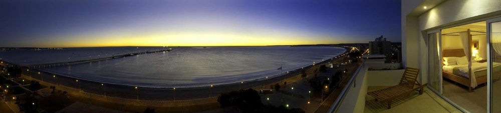 

Napoli - Puerto Madryn - Hotel Península Valdés