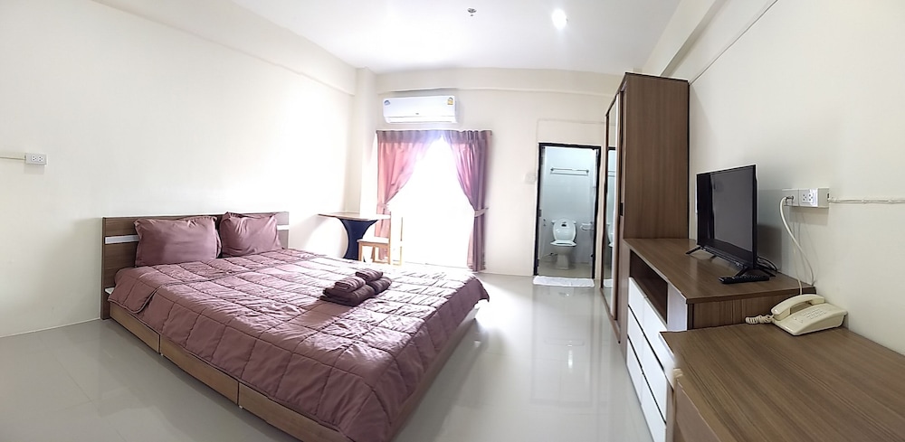 

Bari - Bang Kruai - Komol Residence Bangkok