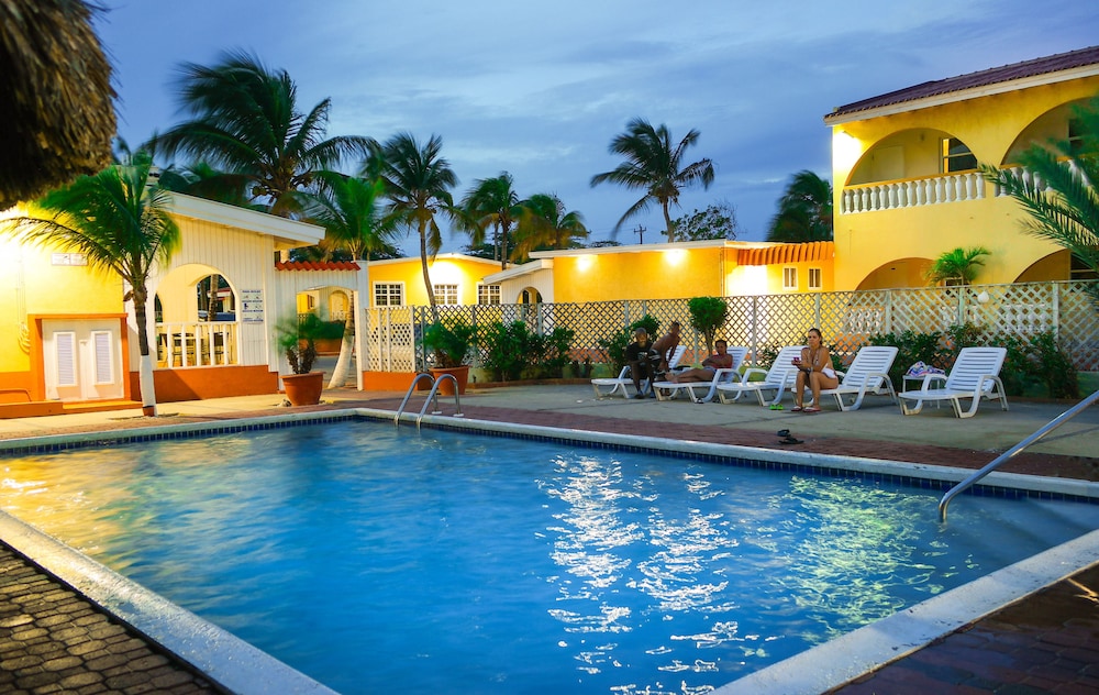 

Milano - Palm Beach - Coconut Inn