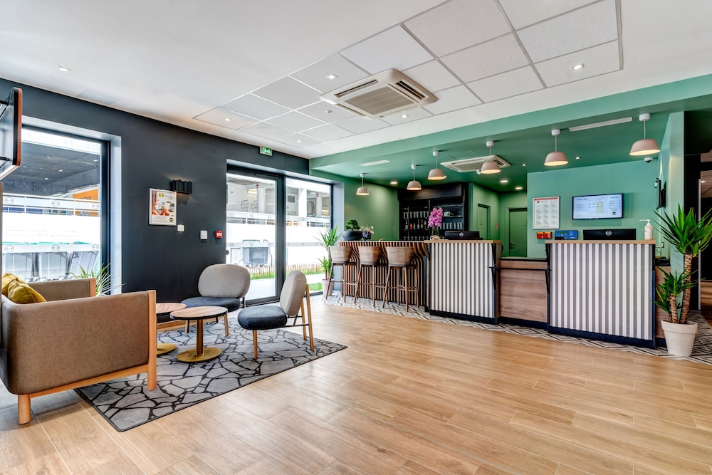 

Lamezia Terme - Parigi - B&B HOTEL Paris Ivry Quai de Seine
