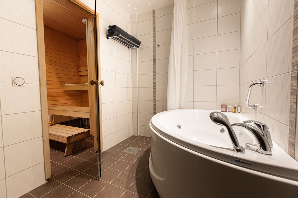 

Alghero - Tallinn - Bern Boutique Hotel