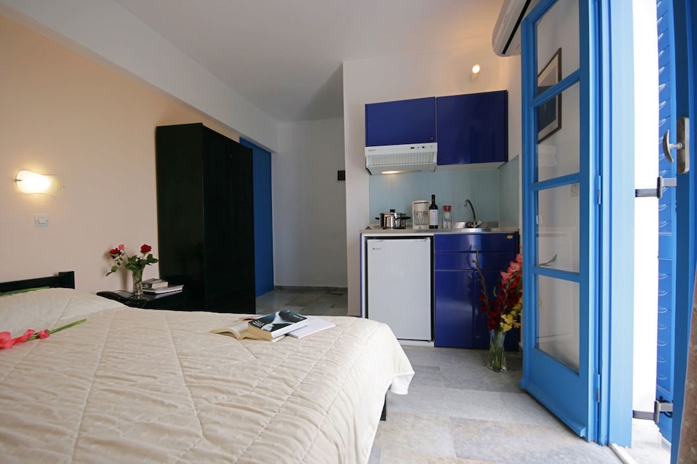 

Milano - Stelida - Sunny Beach Studios