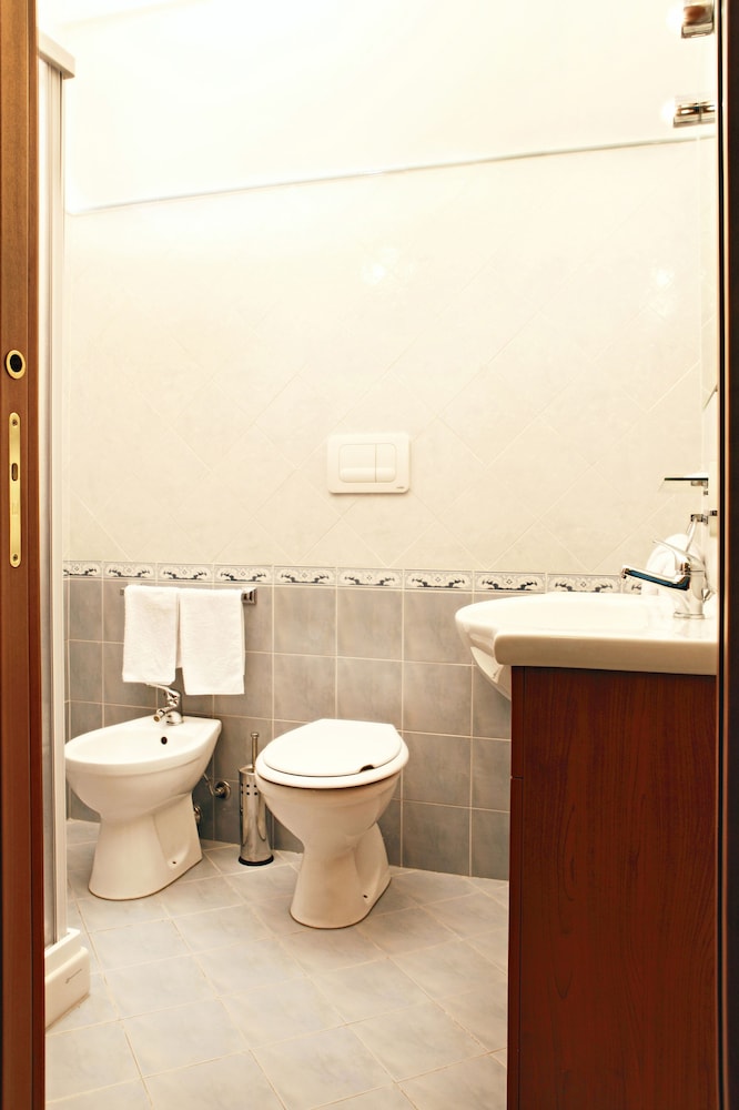 

Perugia - Palermo - Residence Hotel Gloria