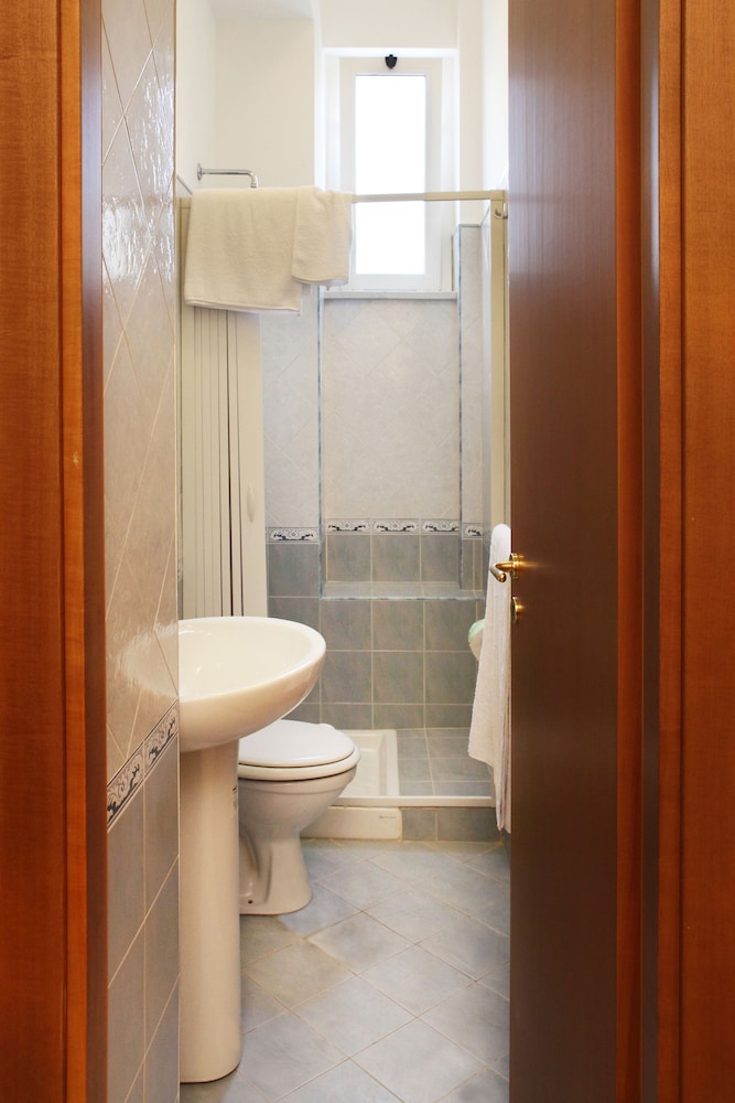

Bari - Palermo - Residence Hotel Gloria