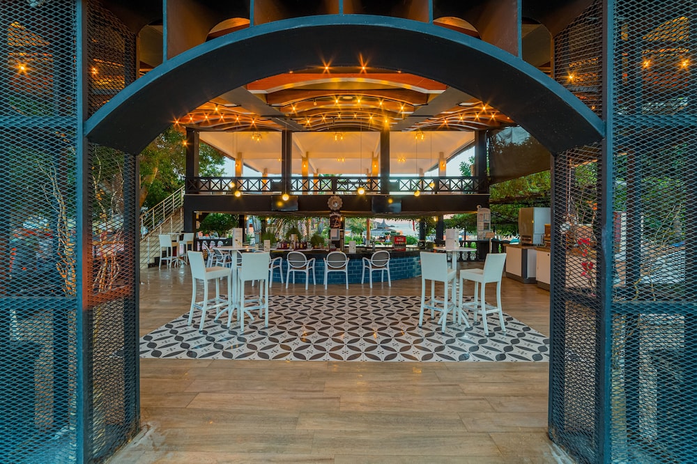 

Roma - Okurcalar - Justiniano Club Alanya