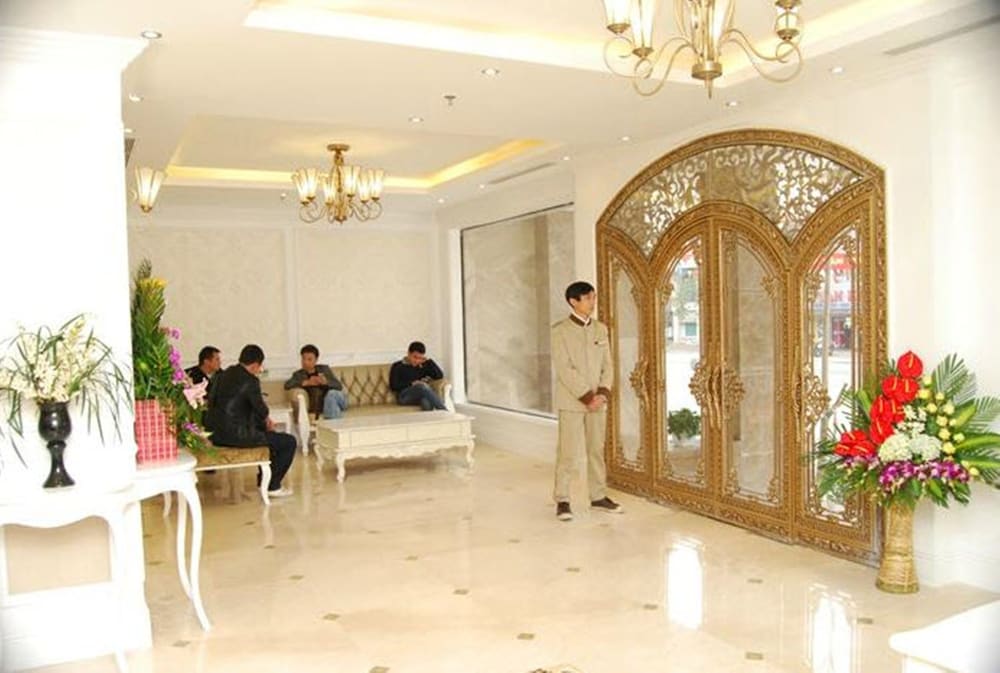 

Milano - Ha Long - City Bay Palace Hotel