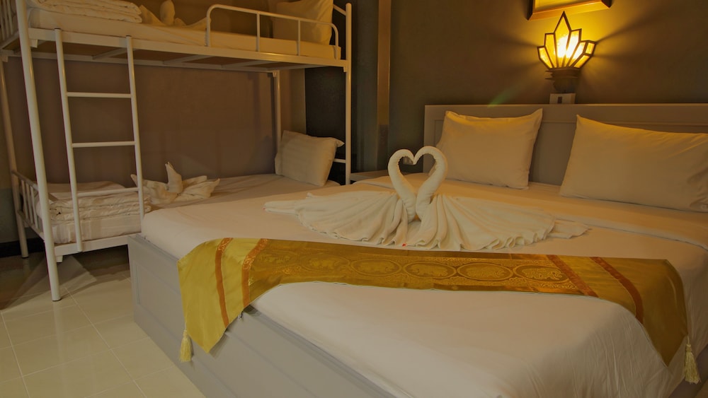 

Roma - Karon Beach - The Little Moon Residence