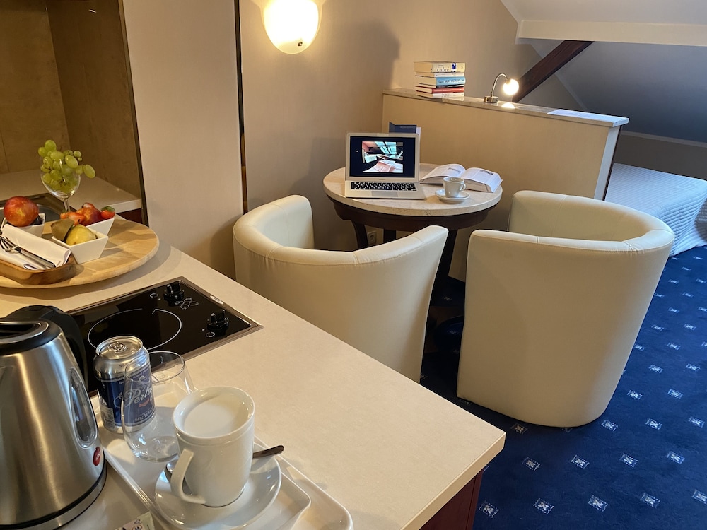

Roma - Szczyglice - Booking Hotel Crown Piast & Spa