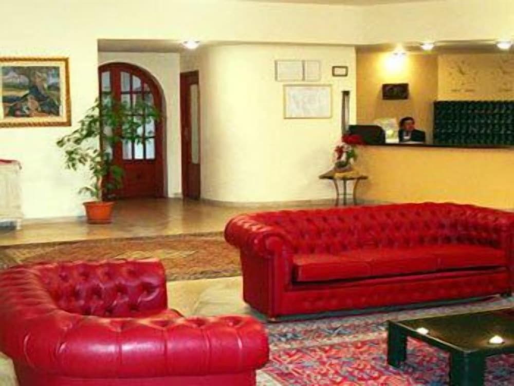 

Verona - Porto Empedocle - Hotel Akrabello