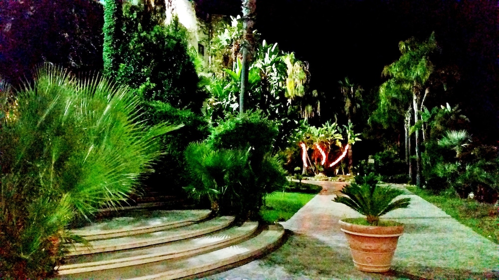 

Bologna - Agrigento - Hotel Akrabello