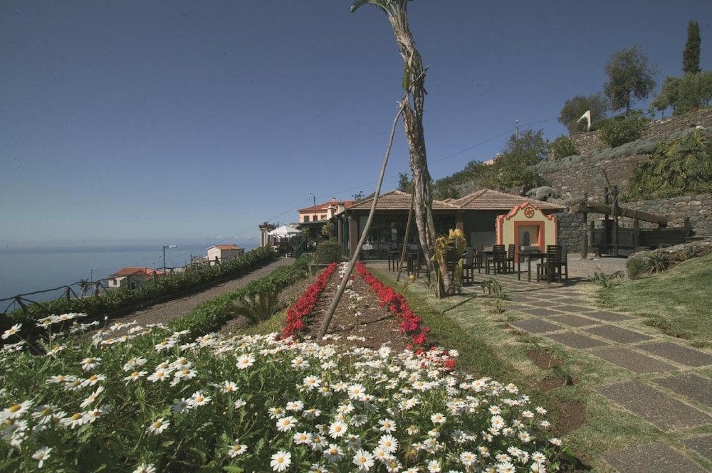 

Bologna - Ribeira Brava - Quinta do Estreito