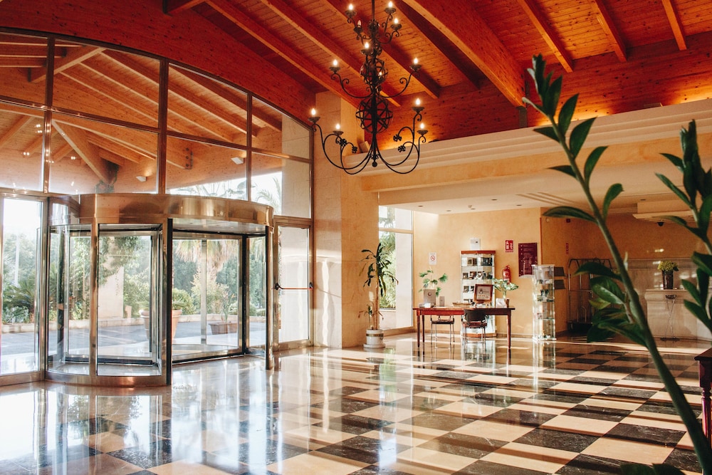 

Bari - El Campello - Hotel Alicante Golf