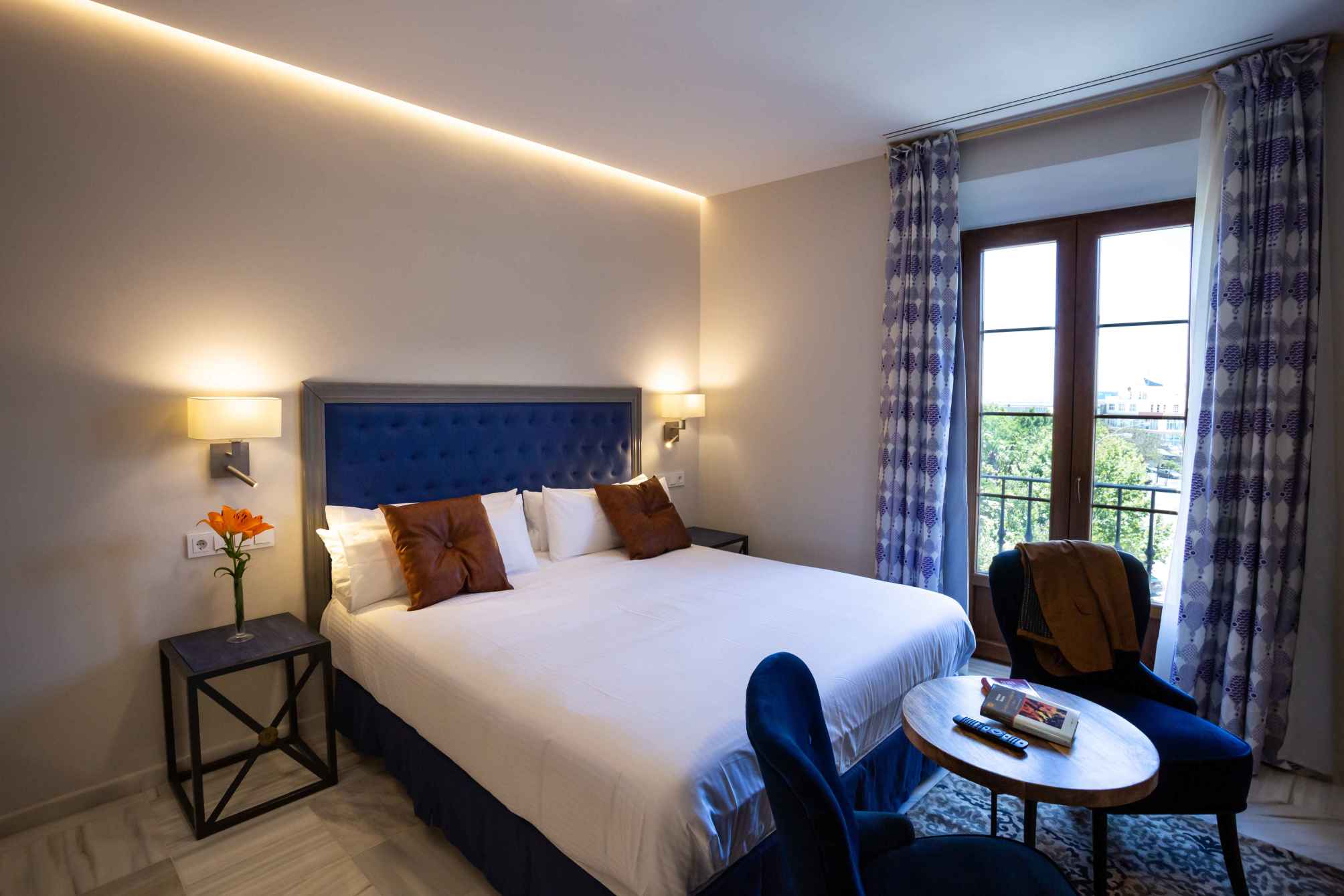 

Venezia - Cadice - Plazuela del Carbón Suites