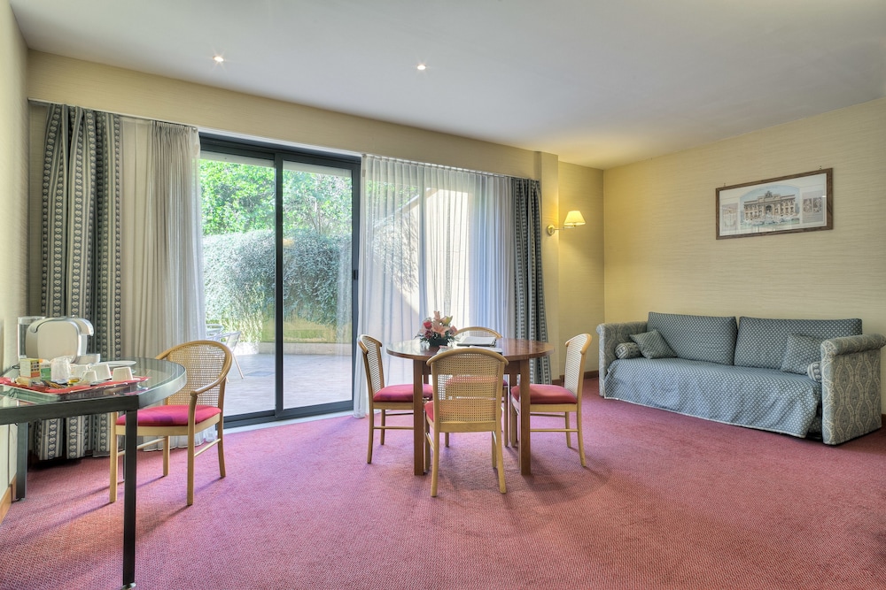 

Cagliari - Frascati - Hotel Petra