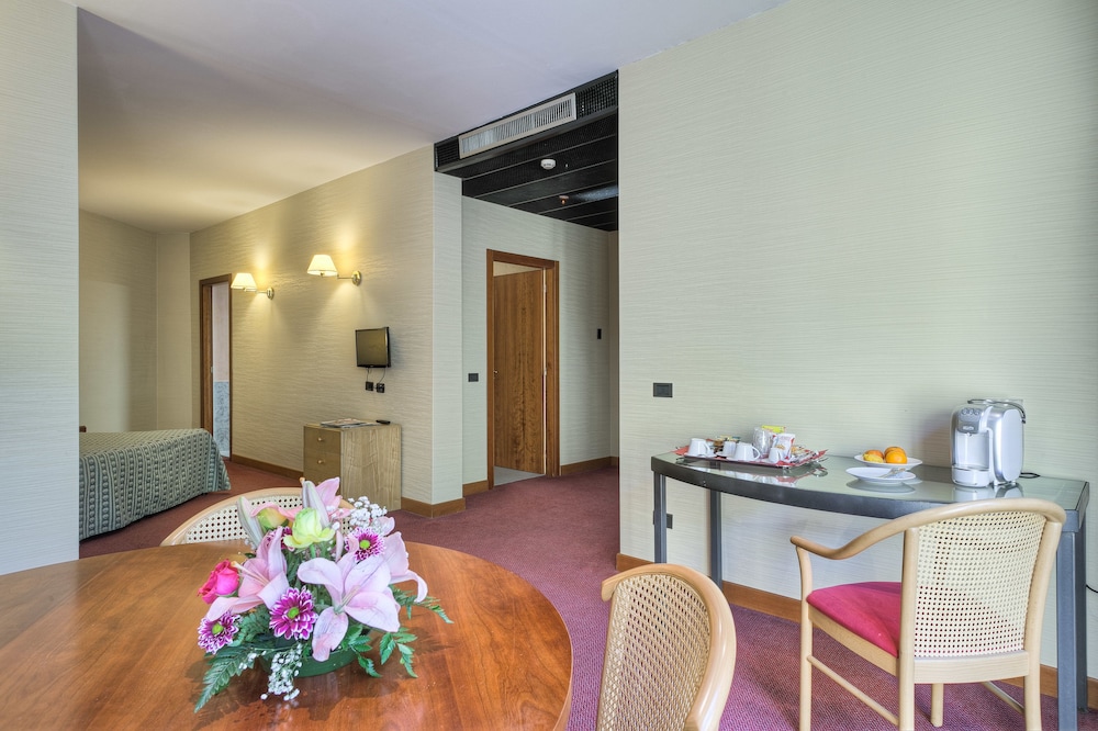 

Catania - Grottaferrata - Hotel Petra