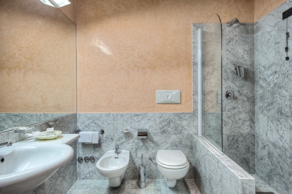 

Milano - Grottaferrata - Hotel Petra