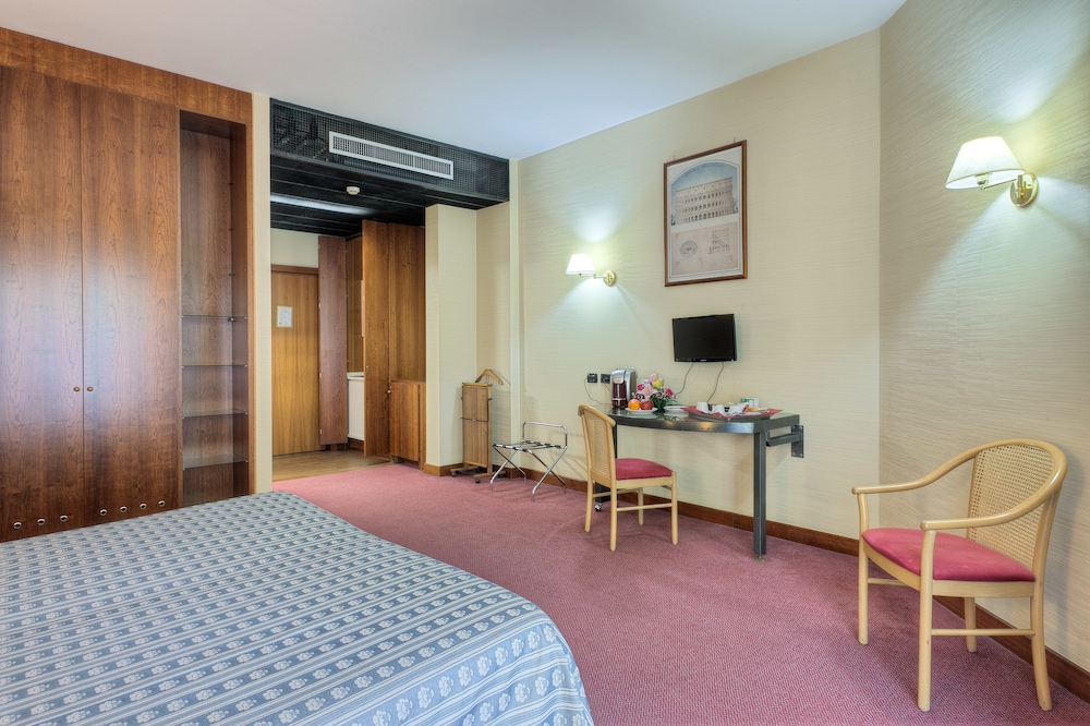 

Catania - Grottaferrata - Hotel Petra