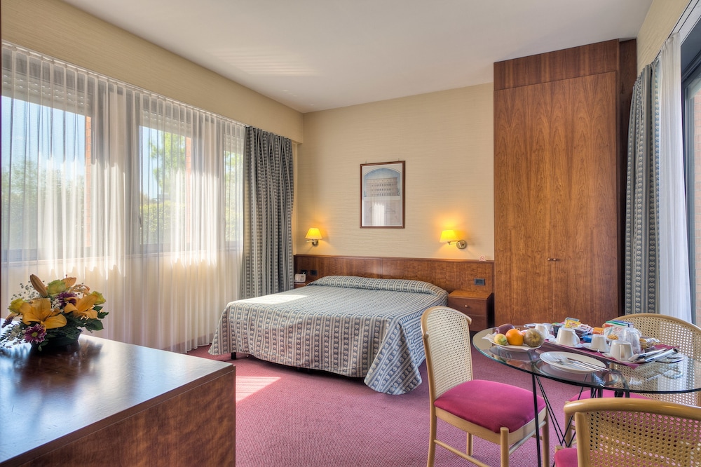 

Catania - Frascati - Hotel Petra