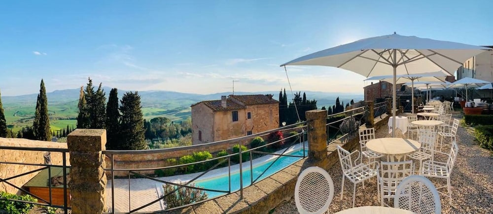 

Lamezia Terme - San Quirico d'Orcia - Relais Il Chiostro Di Pienza