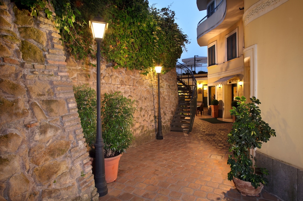 

Milano - Roma - Hotel Alessandrino